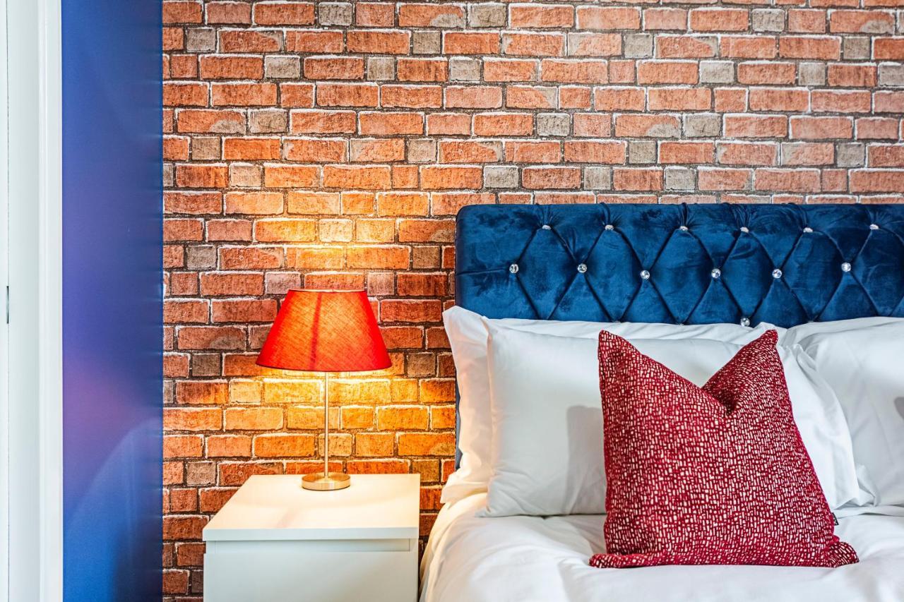 Cozy And Charming Flat: Minutes From Everything! Londra Exterior foto