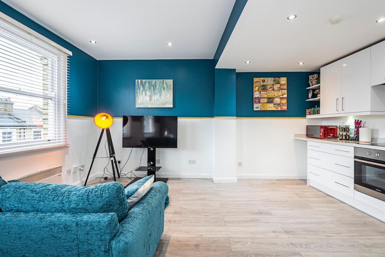Cozy And Charming Flat: Minutes From Everything! Londra Exterior foto