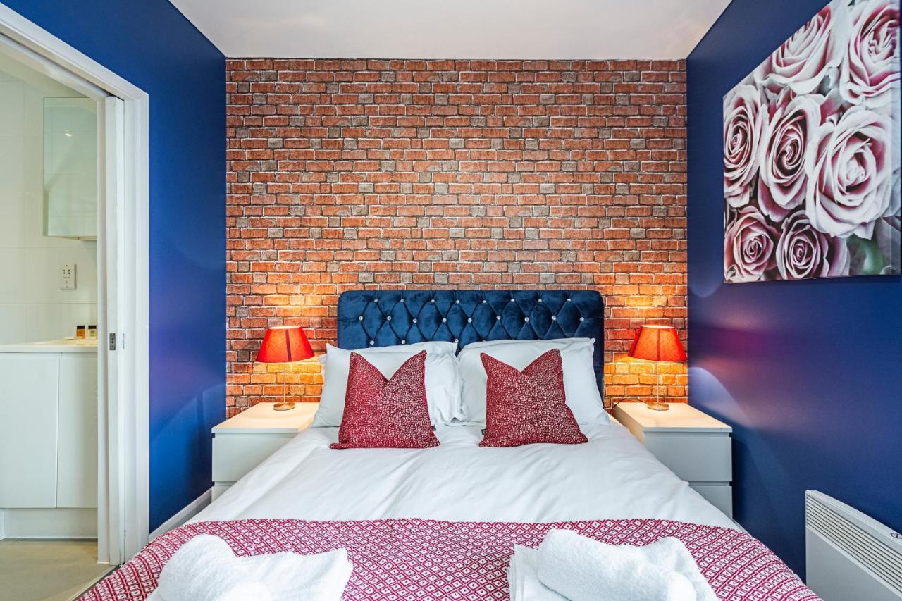 Cozy And Charming Flat: Minutes From Everything! Londra Exterior foto